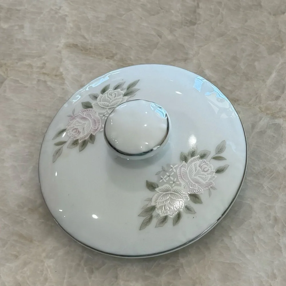 Vintage Sheffield Classic 501 Fine China Sugar Bowl Dish with Lid‎